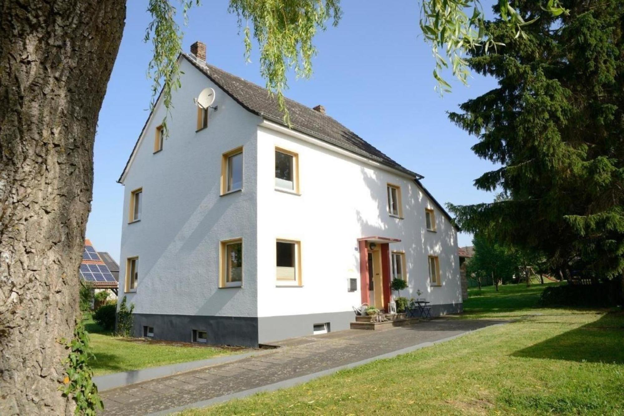 Ruhiges Ferienhaus In Lommersdorf Mit Garten Blankenheim  Buitenkant foto